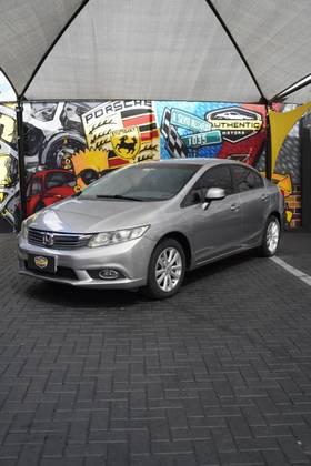 HONDA CIVIC 1.8 LXS 16V FLEX 4P AUTOMÁTICO